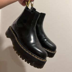 2976 Quad platform Dr. Martens